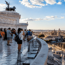 Rome: ticket voor de panoramische lift van het Monument van Victor Emanuel II met audiogids