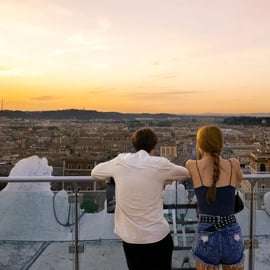 Rome: Vittoriano met dak & Palazzo Venezia Entree met gids