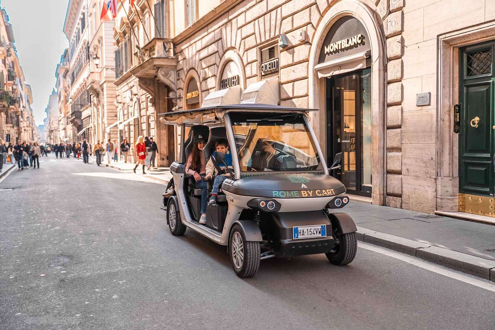 Privétour per golfkar voor gezinnen in Rome