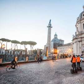 Rome: Night Segway Tour of Illuminated Monuments