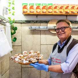 Rome: Twilight Trastevere Food Tour with Wine Tasting