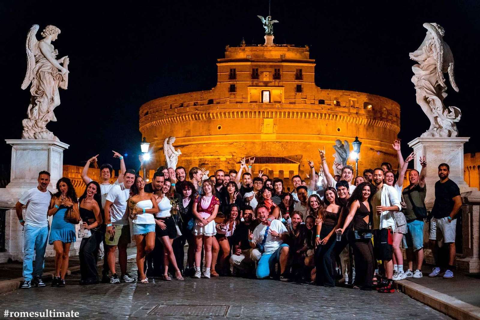 Roma: Pub Crawl y Ultimate Party con Barra Libre y Pizza