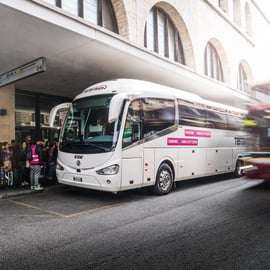 Autobus z lotniska Fiumicino na dworzec Termini, bezpośredni