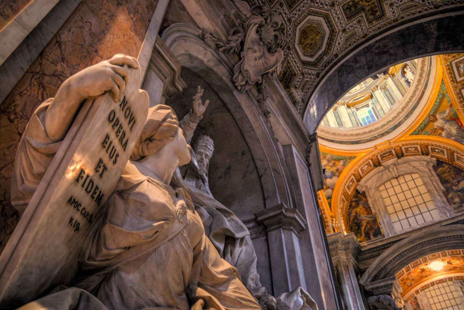 Rome : Musées du Vatican, visite de la chapelle Sixtine et accès à la basilique