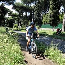 Fietstour Via Appia met catacomben en aquaducten