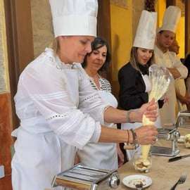 Lekcja gotowania makaronu i tiramisu w Rzymie, przy Watykanie