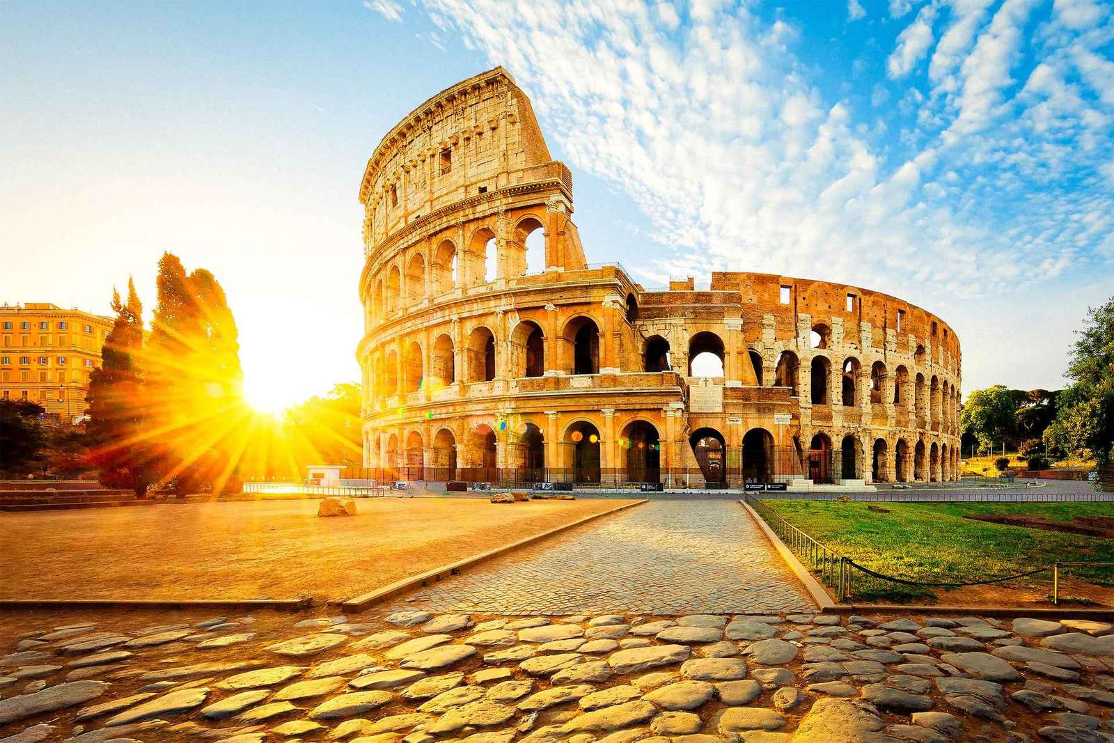 Colosseum, Roman Forum & Palatine Hill with Audioguide App