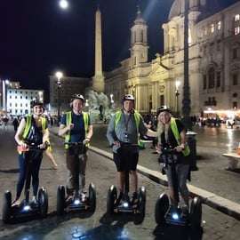 Rome: Night Segway Tour of Illuminated Monuments