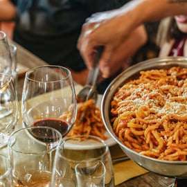 Rome: Tuscany & Montepulciano Day Trip with Lunch & Wines