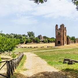 Appia Antica: Full Day Bike Rental with Customizable Routes