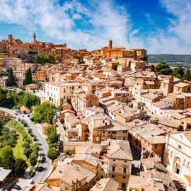 Rome: Tuscany & Montepulciano Day Trip with Lunch & Wines