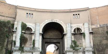 Porta Santo Spirito