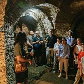Rome: Ondergrondse Crypten en Catacomben Tour met Transfers